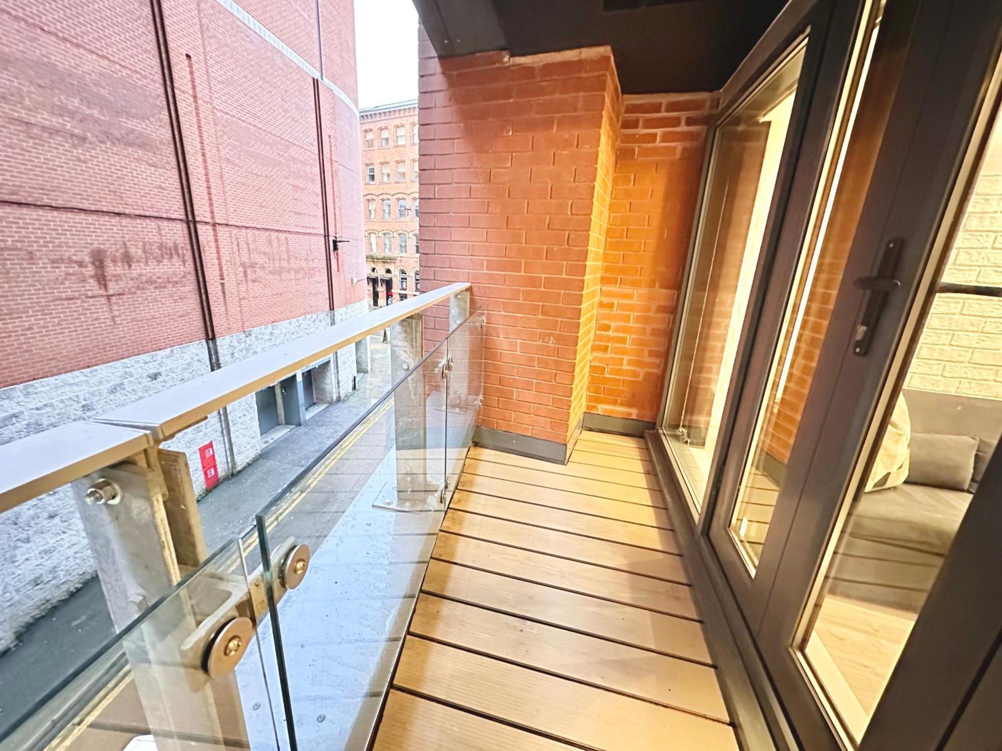 One Bed Apartment - City Centre Manchester Exterior photo